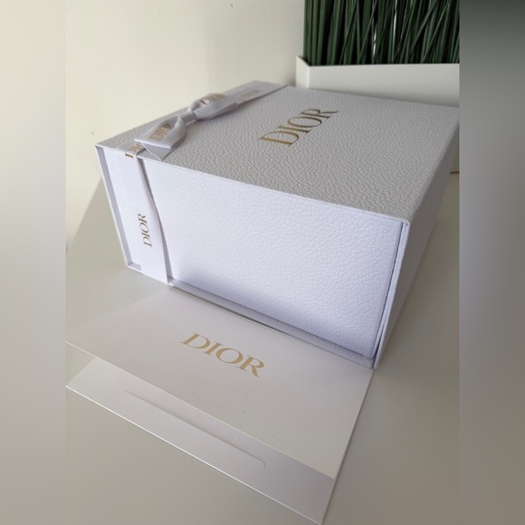 Dior Other - New Dior Luxurious White and Gold Box